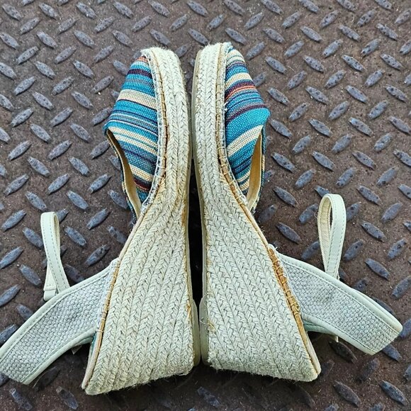 Easy Spirit Women Sandal Wedge Espadrille ESBAYSPRAY Shoe Fabric Upper Size 9M - Picture 6 of 10